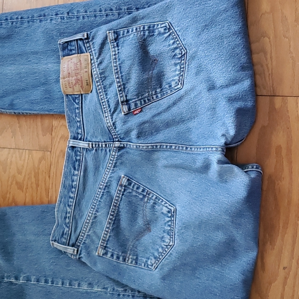 Jeans 👖 - Picture 3 of 4